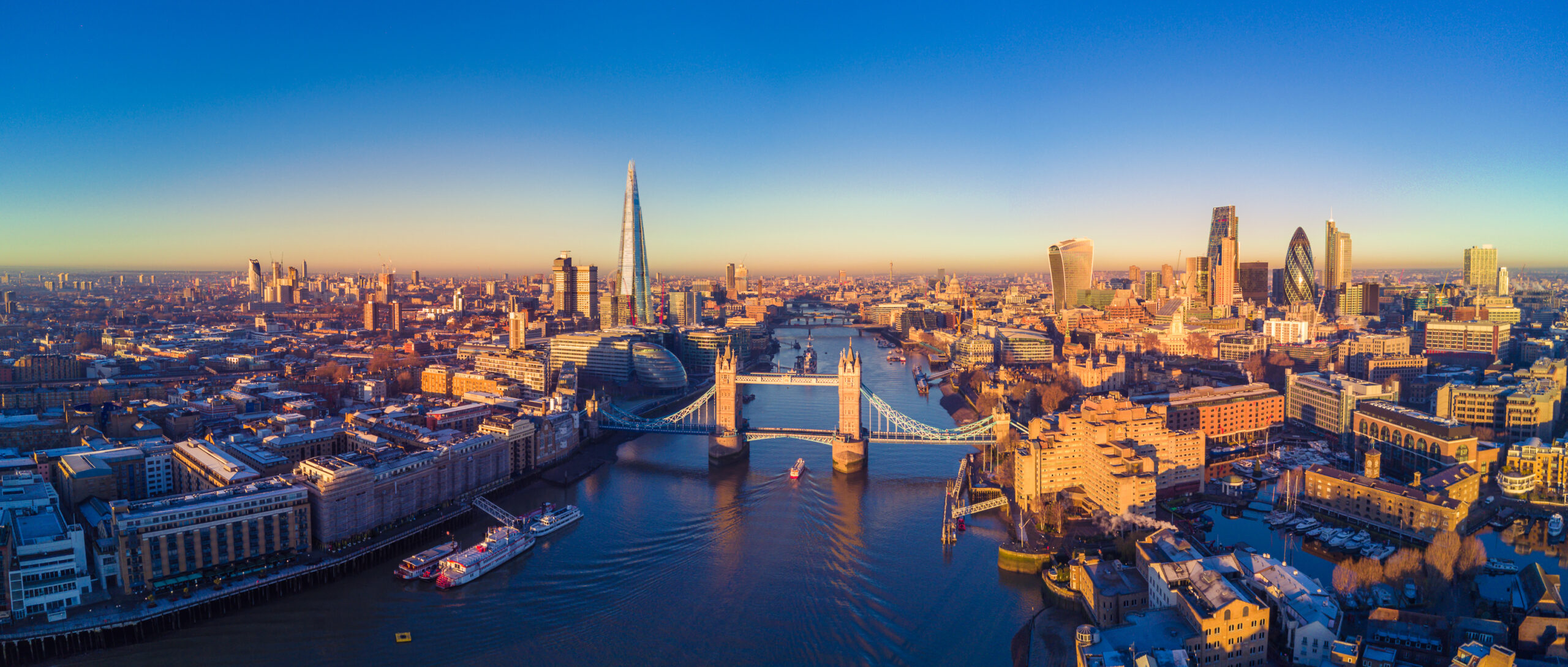 virtual office - Aerial,Panoramic,Cityscape,View,Of,London,And,The,River,Thames,